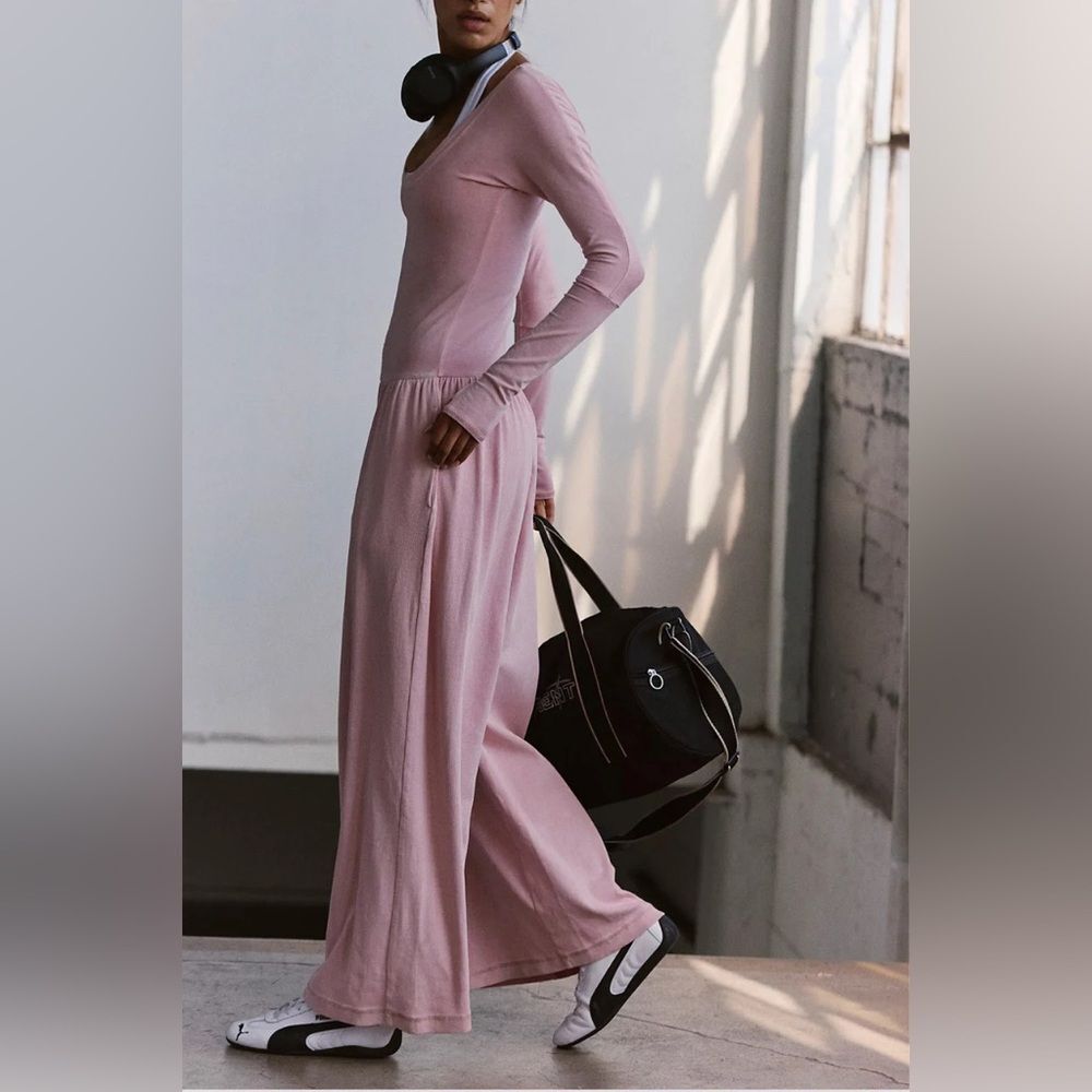 FP Movement Hot Shot Wide Leg Onesie Pink Long-Sleeve Jumpsuit Small Free People - Picture 3 of 8